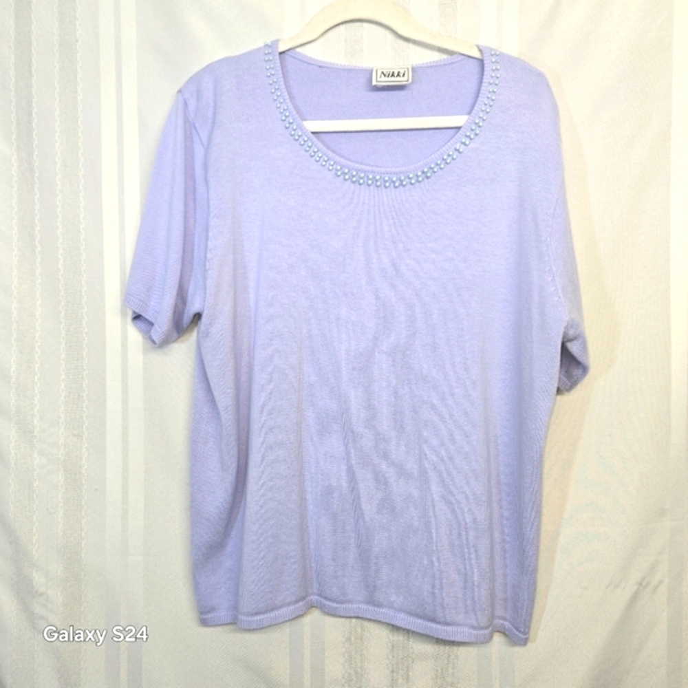 NIKKI WOMEN'S LILAC SHORT SLEEVE PULLOVER TOP PEARL COLLAR DETAIL SIZE XL